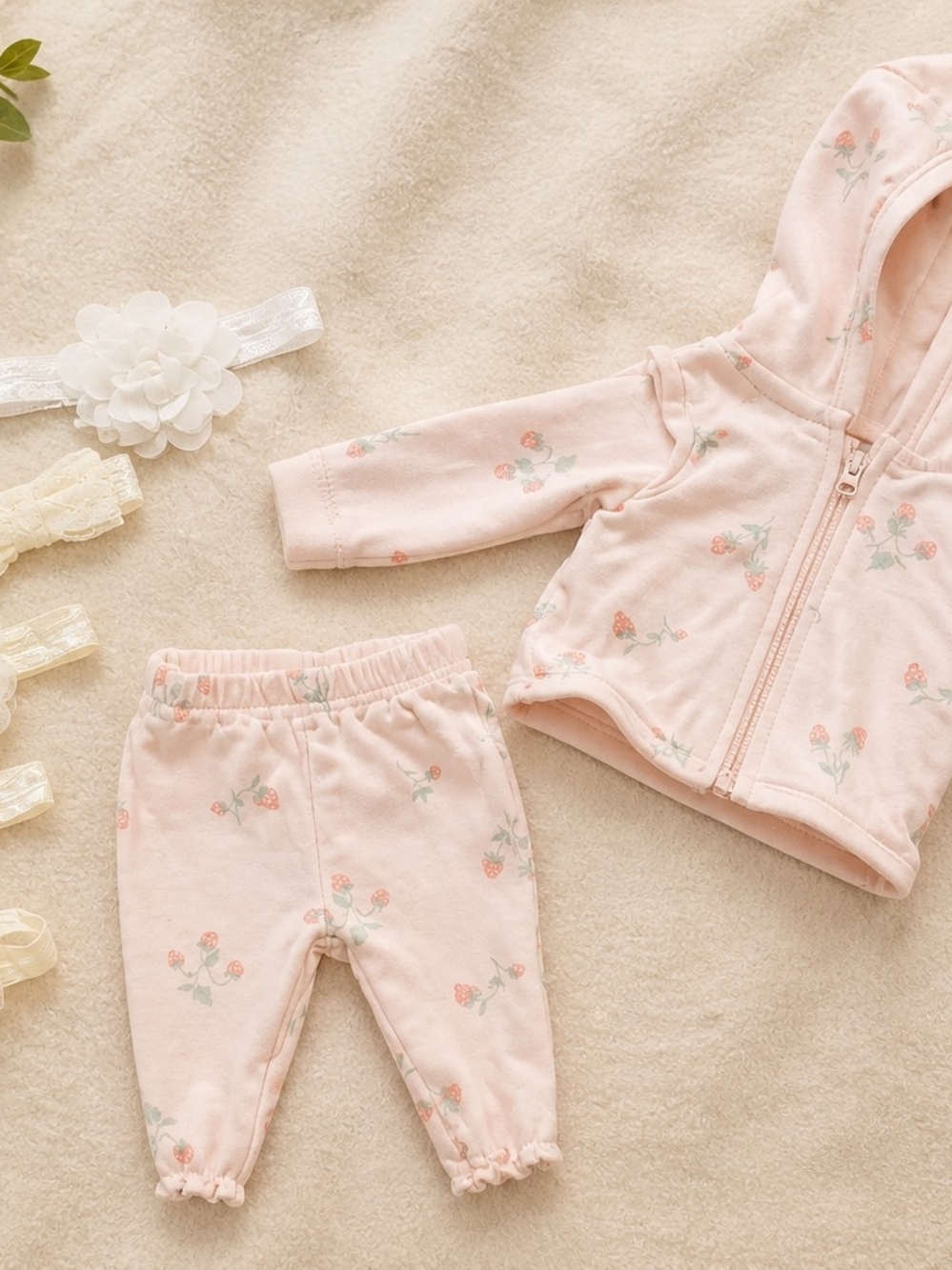 Preemie Carter's Soft Peach Floral Zip Hoodie & Pants Set 5 Headbands